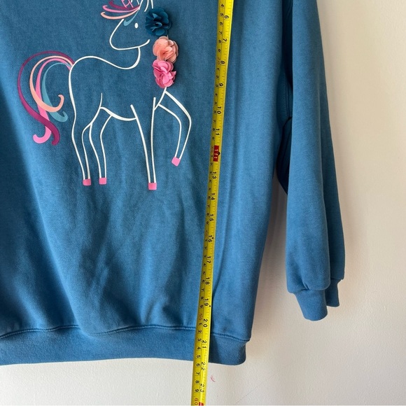 🌼 5/$25 365 Kids Girls Unicorn Sweatshirt Size 10 | Blue Pullover Crewneck - Picture 3 of 7